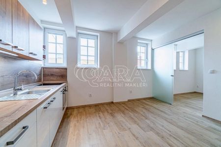 Pronájem bytu 2+kk 55 m² - Photo 4