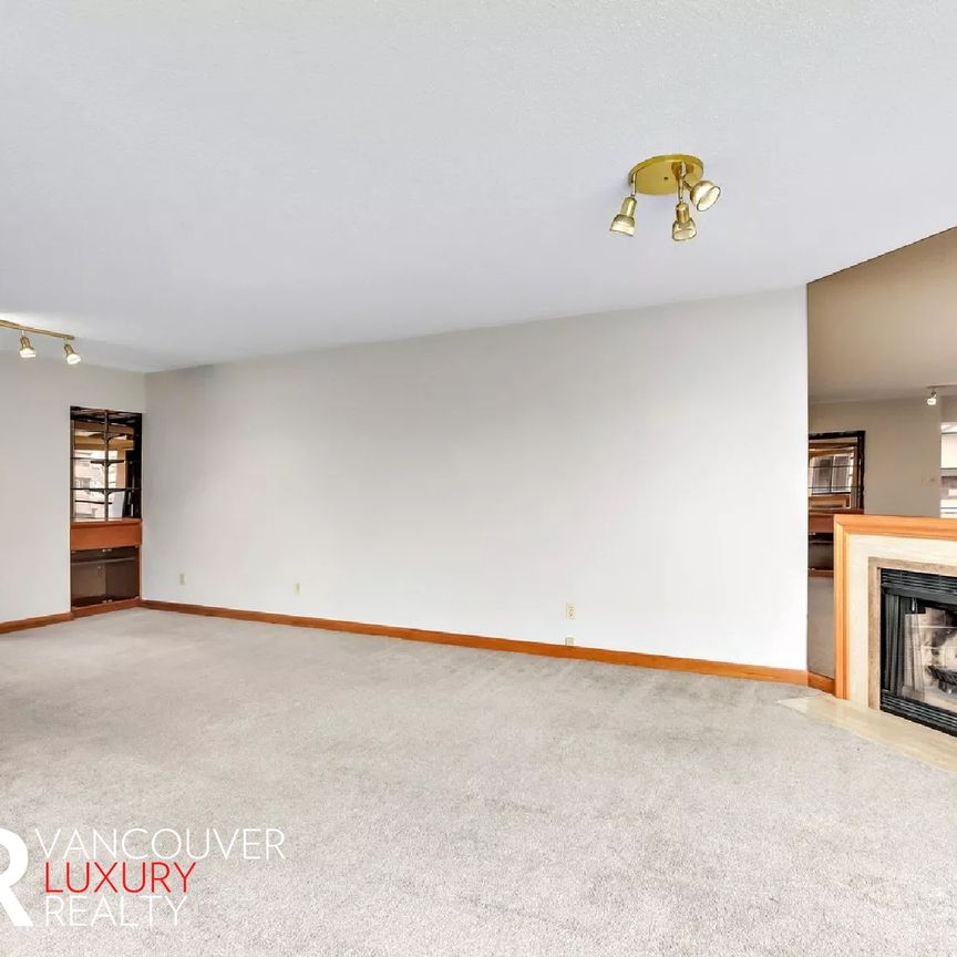 Condo in Vancouver West Side, BC - Photo 1