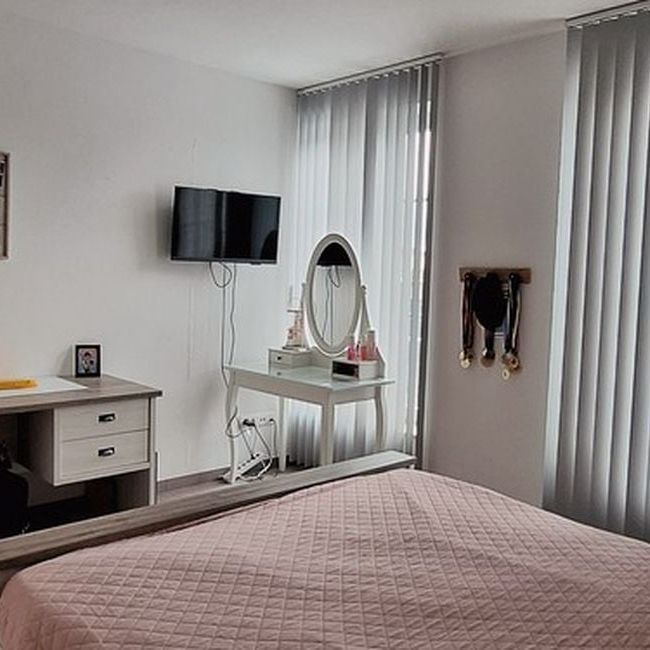 Appartement te huur in Meerhout voor € 900 met 2 slaapkamers - Photo 1