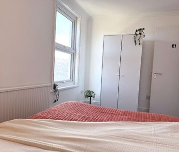 1 bedroom in a house share to rent - Photo 6