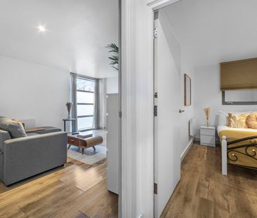 1 Bed Flat, Bacon Street, E2 - Photo 1