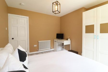 3 bedroom semi-detached house to rent - Photo 3