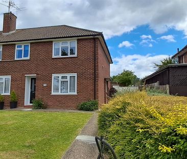 2 bed maisonette to rent in Bournehall Avenue, Bushey, WD23 - Photo 4