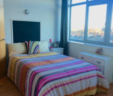 2 bed Apartment for Rent - Photo 6