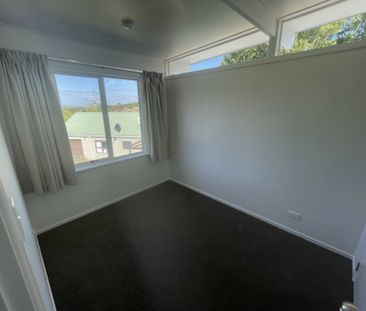 Stanmore Bay 3 Bedrooms - Photo 4