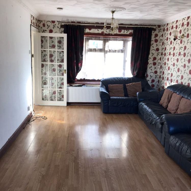 4 bedroom terraced house to rent - Photo 1