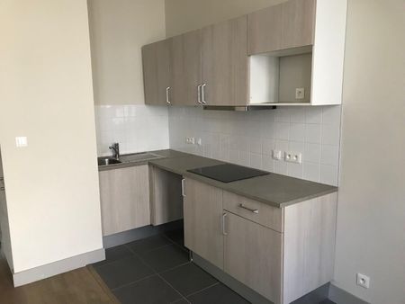 location Appartement T2 DE 42.5m² À AVIGNON - Photo 4