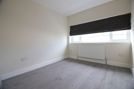 Kingsley Road, Hounslow - Photo 3