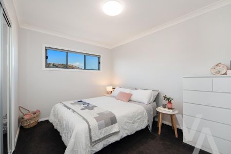 2/25 Queens Road, New Lambton NSW 2305 - House For Rent | Domain - Photo 5