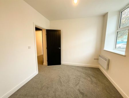 The Old Court House - Photo 5