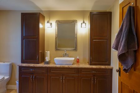 For Lease - 4046 Main Street, Niagara Falls, Ontario - Photo 2