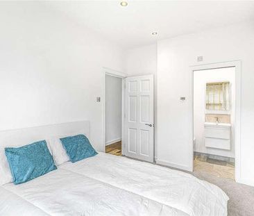 Furness Road, London, SW6 - Photo 4