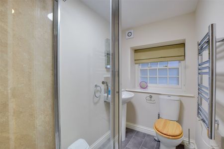 10b, Newgate, Barnard Castle, County Durham, DL12 8NG - Photo 5