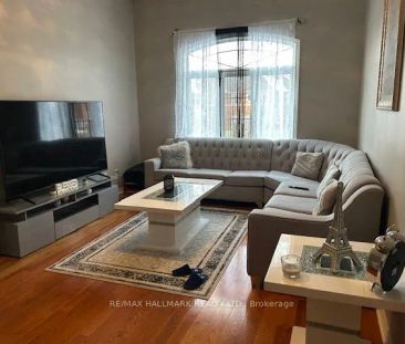 531 Reeves Way Boulevard #Main - Photo 2