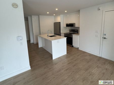 8435, rue Boyer, Ville-Marie (Centre-Ville et Vieux-Montréal) à louer - Photo 2