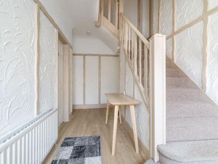 6 bedroom semi-detached house to rent - Photo 5