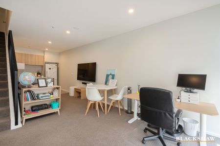 58/53 Holborow Avenue, Denman Prospect ACT 2611 - Townhouse For Rent | Domain - Photo 4