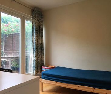 Room in a Shared House, The Burroughs, NW4 - Photo 4