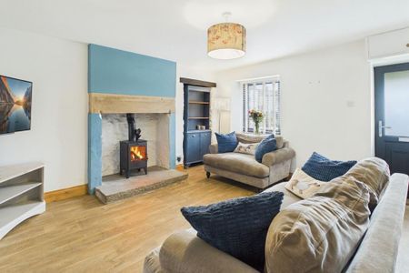 3 bedroom terraced house to rent - Photo 3