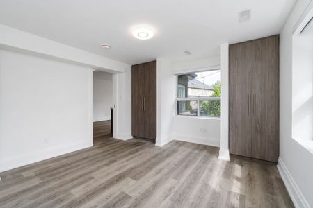 For Lease - 44 Larkin Avenue Unit# B, Toronto, Ontario - Photo 3