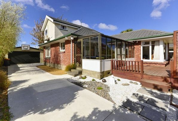 Charming 4BR Home in Bryndwr - Photo 1