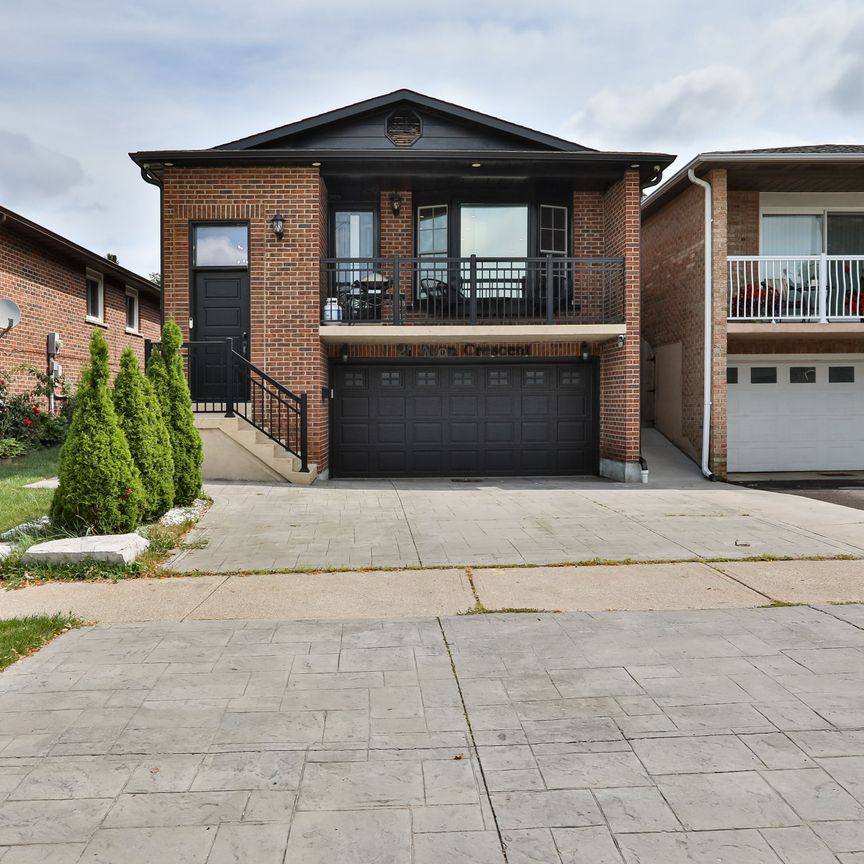 For Lease - 21 Avon Crescent, Vaughan, Ontario - Photo 1