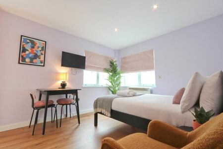 Studio to rent - Photo 3