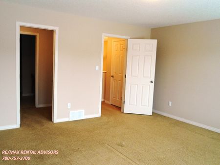 813 172 Street Southwest - Photo 2