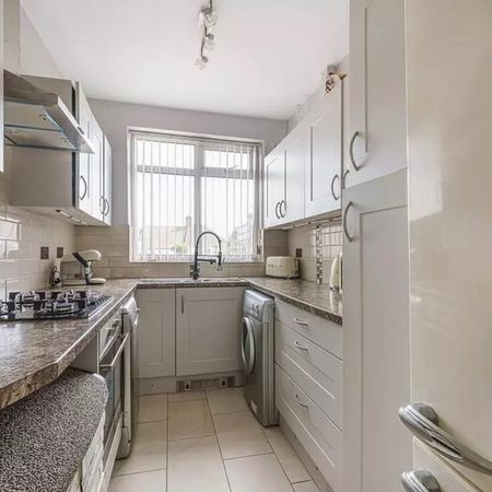 Room in a Shared House, Lamberhurst Road, SE27 - Photo 3