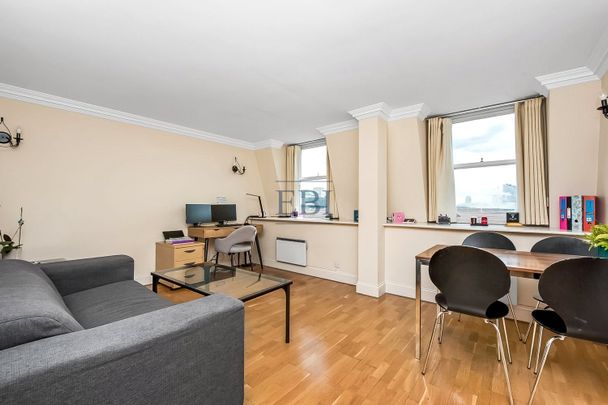 The Gallery, 38 Ludgate Hill, EC4M 7DE - Photo 1