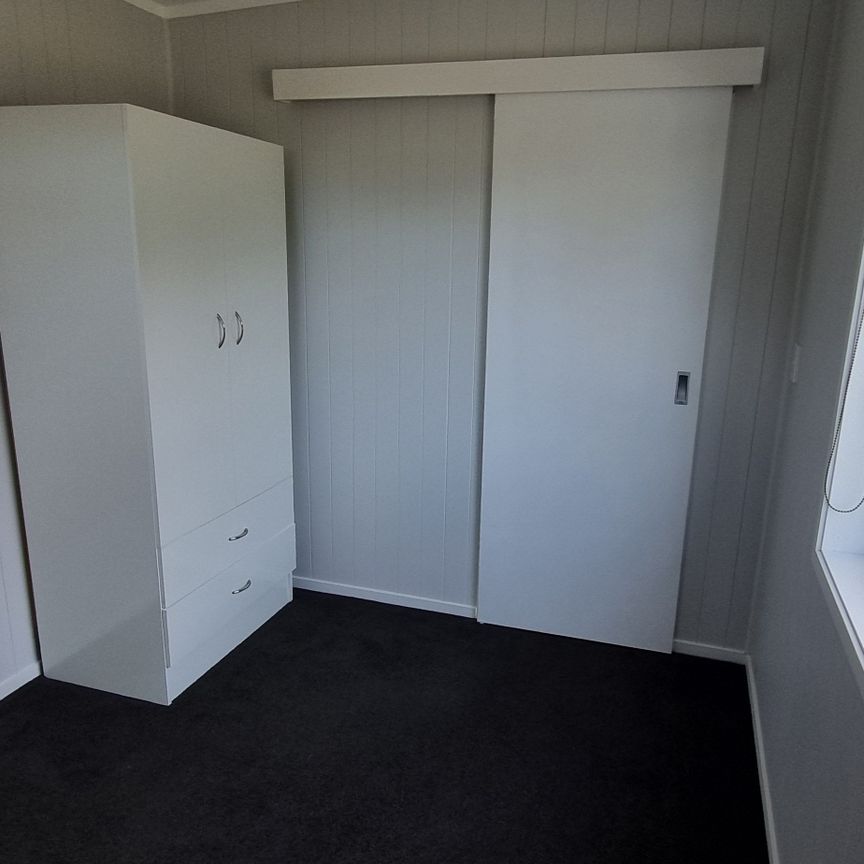 Beachlands, 3 Bedroom - Photo 1