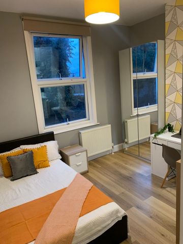 Room in a Shared House, Woodland Road, SE19 - Photo 2