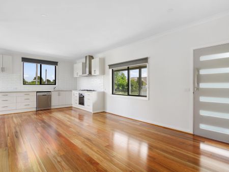 3 Bedroom Home - Photo 2