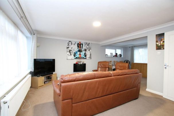 2 bedroom maisonette to rent - Photo 1