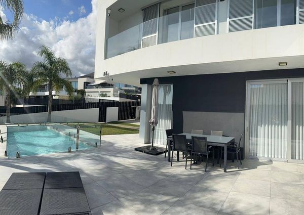 3 room luxury Villa for rent in Finestrat, Valencia