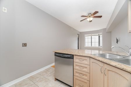 For Lease - 47 Caroline Street Unit# 307, Hamilton, Ontario - Photo 3