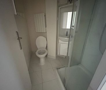Location Appartement 4 pièces 60m² AUBERVILLIERS 93300 - Photo 3