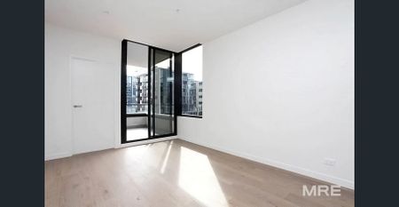 Fantastic apartment in an even better location - Photo 2