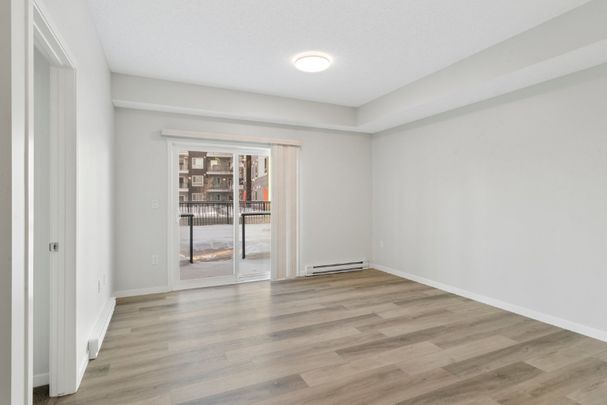 3106-33 Carringham Gate Nw - Photo 1