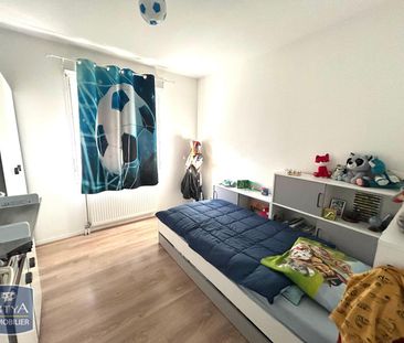 Location Maison 4 pièces 94m² ST CHAMOND 42400 - Photo 2