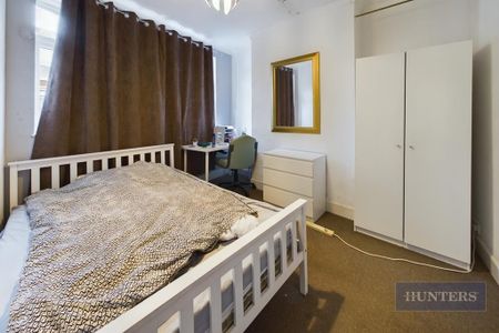 5 bedroom terraced house to rent - Photo 3