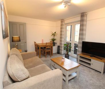 1 bedroom flat to rent - Photo 3