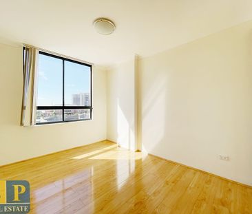 Nice views, floorboard and Kitchen Room - Photo 5