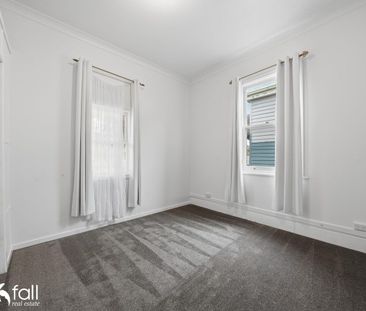 Charming federation home. - Photo 2