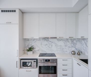 For Lease - 38 Honeycrisp Crescent Unit# 1903, Vaughan, Ontario - Photo 4