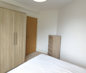 2 bedroom flat to rent - Photo 6