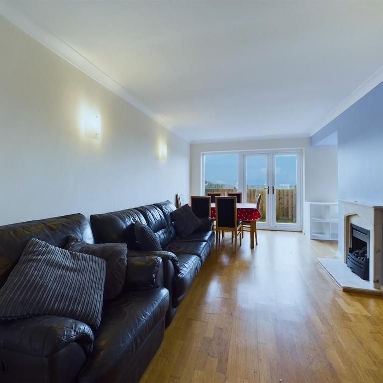 3 bedroom house to rent - Photo 1