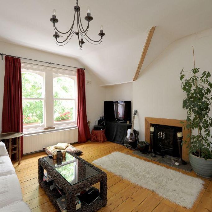 2 bedroom flat to rent - Photo 1
