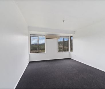 Practical Family Home - Photo 5