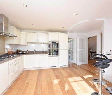 4 bedroom detached house to rent - Photo 6